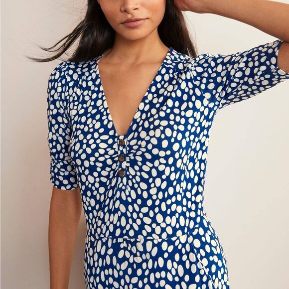 Boden Jane Jersey Midi Dress – Blue Depths Dot Print, V-Neck, Size 2 - Picture 7 of 7